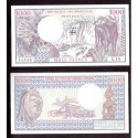 . REPUBLICA CENTROAFRICANA 1000 FRANCOS 1982 MARIPOSA y ÑU Pick 10 BILLETE SC @ESQUINA DOBLADA@