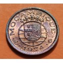 MOZAMBIQUE 20 CENTAVOS 1974 ESCUDO y VALOR KM.75 MONEDA DE BRONCE EBC- República Portuguesa Portugal