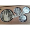 . 4 monedas x ESPAÑA 10 EUROS 2002 + 50 EUROS 2002 AÑO DE GAUDI PLATA ESTUCHE y CERTIFICADO FNMT