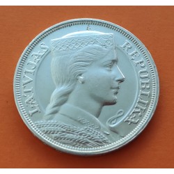 LETONIA 5 LATI 1931 DAMA ESLAVA KM.9 MONEDA DE PLATA EBC- Latvia Latvijas Republik silver coin R/2