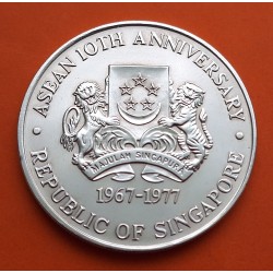 SINGAPUR 10 DOLARES 1975 BARCO ATRACADO EN PUERTO KM.11 MONEDA DE PLATA SC-  Singapore silver dollars
