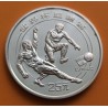 CHINA 25 YUAN 1982 JUGADOR EN REGATE MUNDIAL DE FUTBOL ESPAÑA 82 KM.59 MONEDA DE PLATA PROOF Imperfecciones