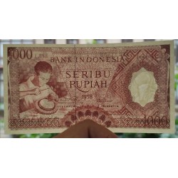 @ESCASO@ INDONESIA 1000 RUPIAS 1958 ARTESANO DE LA MADERA Color ROJO Pick 61 BILLETE SC 1000 Rupiah UNC BANKNOTE