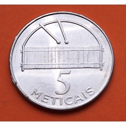 MOZAMBIQUE 5 METICAIS 2006 XILOFONO y BANCO CENTRAL KM.101 MONEDA DE ACERO EBC Mocambique