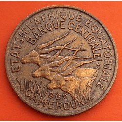 CAMERUN 25 FRANCOS 1962 ANTILOPES y VALOR KM.8 MONEDA DE LATON MBC- Cameroun AFRIQUE EQUATORIALE FRANCAISE
