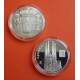 (2003) CATALUÑA MEDALLA DE PLATA LA SAGRADA FAMILIA en BARCELONA y ESCUDO FNMT SI CAPSULA 0,40 Onzas