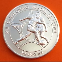 CUBA 5 PESOS 1986 JUGADORES XIII CAMPEONATO FUTBOL en MEXICO KM.123 MONEDA DE PLATA SC Caribe silver