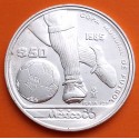 MEXICO 50 PESOS 1985 FIFA MUNDIAL DE FUTBOL 86 DRIBBLING KM.498 MONEDA DE PLATA SC- Mejico Silver 1/2 ONZA OZ Ley 500