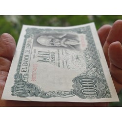 . @RARA SERIE de SUSTITUCIÓN 9B@ ESPAÑA 1000 PESETAS 1971 JOSE ECHEGARAY 9B 7874935 Pick 154 BILLETE SC Replacement Serial