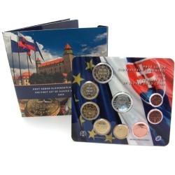 1ª AÑO DE EMISIÓN x ESLOVAQUIA CARTERA OFICIAL EUROS 2009 SC 1+2+5+10+20+50 Centimos + 1€ + 2 EUROS 2009 EUROSET KMS