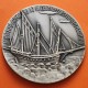 @RARA@ ESPAÑA 1973 SALÓN NAÚTICO DE BARCELONA - BARCO VELERO MEDALLA DE PLATA 58 gramos 50 mm