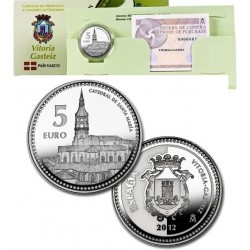 ESPAÑA 5 EUROS 2012 Ciudad de VITORIA - CATEDRAL DE SANTA MARIA MONEDA DE PLATA ESTUCHE FNMT CAPSULA