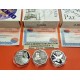 . 3 MONEDAS + ESTUCHES x España 1500 PESETAS 1999 + 1500 PESETAS 2000 MILENIO + IMPRENTA + PALOMA PLATA FNMT