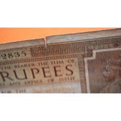 . @SUPER RARO - PVP NUEVO 3.800€@ INDIA 5 RUPIAS 1917 KING GEORGE V Serie J-82 Pick 4 BILLETE MUY CIRCULADO 5 Rupees