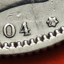. @RARA VARIANTE CERO PARTIDO@ ESPAÑA Rey ALFONSO XIII 1 PESETA 1904 * 19 04 SMV KM.721 MONEDA DE PLATA Spain R/5