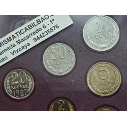 . 1987 RUSIA ESTUCHE OFICIAL LENINGRAD MINT 9 monedas 1+2+3+5+10+15+20+50 KOPECKS y 1 RUBLO 1987 PROOFLIKE KMS SET USSR CCCP