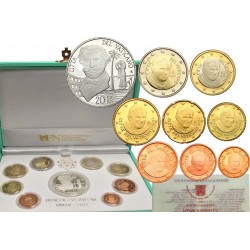 . @RARO@ VATICANO ESTUCHE EUROS PROOF 2013 PAPA BENEDICTO XVI 1/50 Céntimos 1€ + 2 EUROS 2013 + 20 EUROS 2013 PLATA SET