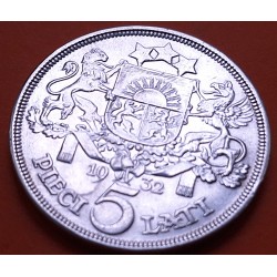 LETONIA 5 LATI 1932 DAMA y ESCUDO KM.9 MONEDA DE PLATA EBC- @ESCASA@ Latvia Latvijas Republik silver