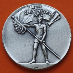 ** 1,10 ONZAS de PLATA PURA 999 ** MEDALLA OLIMPIADA de LOS ANGELES 1932 ATLETA CON BANDERA y DAMAS 40 mm