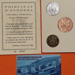 ** ESTUCHE OFICIAL ** ANDORRA 1 + 5 + 10 DINERS 1984 JOAN D.M. BISBE D'URGELL KM.15+16+17 LATÓN COBRE PLATA