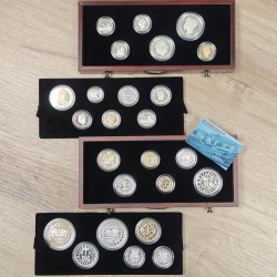 ** 13 ONZAS de PLATA PURA ** HISTORIA DE LA MONEDA ESPAÑOLA 1474 a 1868 FNMT 17 MEDALLAS BAÑO DE ORO 412 gramos