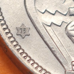 * 6 monedas con ESTRELLA TRUCADA * ESPAÑA 25 PESETAS 1957 * 73 + 50 PESETAS 1957 * 68+72+73+74+75 FRANCO NICKEL