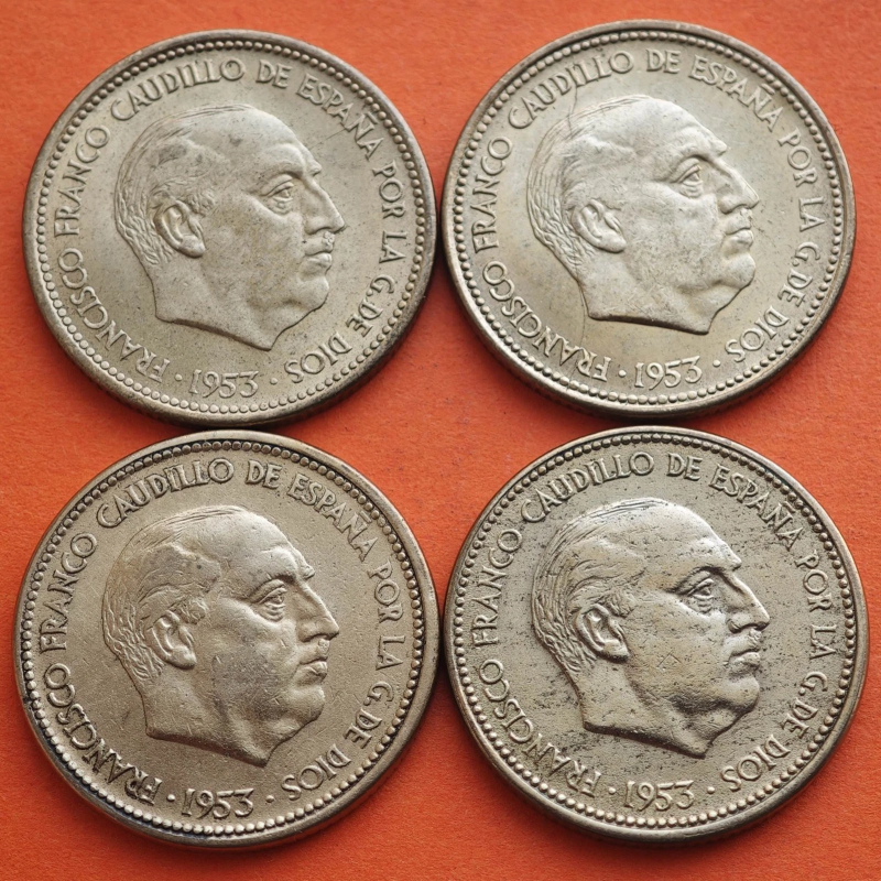 ** 4 monedas con ESTRELLA TRUCADA ** ESPAÑA 2,50 PESETAS 1953 * 68+69+70+71 FRANCO latón MBC+