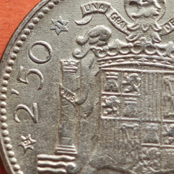 ** 4 monedas con ESTRELLA TRUCADA ** ESPAÑA 2,50 PESETAS 1953 * 68+69+70+71 FRANCO latón MBC+