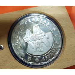 ESPAÑA 10000 PESETAS 2001 CASA DE LA MONEDA DE SEGOVIA MONEDA DE PLATA 5 Onzas ESTUCHE CERTIFICADO FNMT